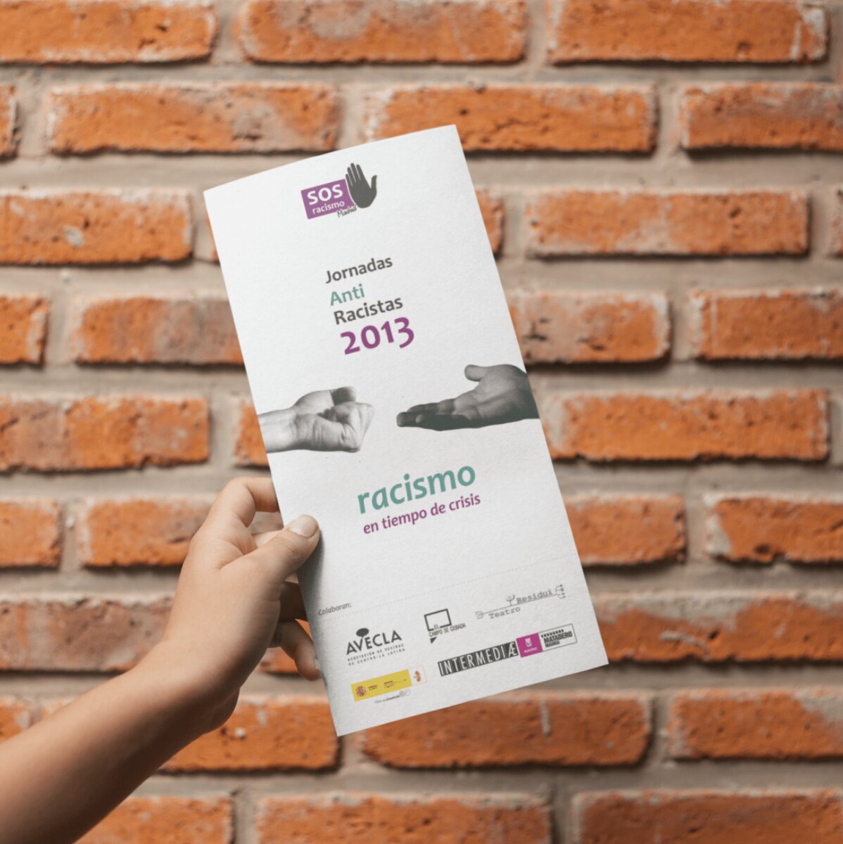 Diseño de flyer para SOS Racismo 2013